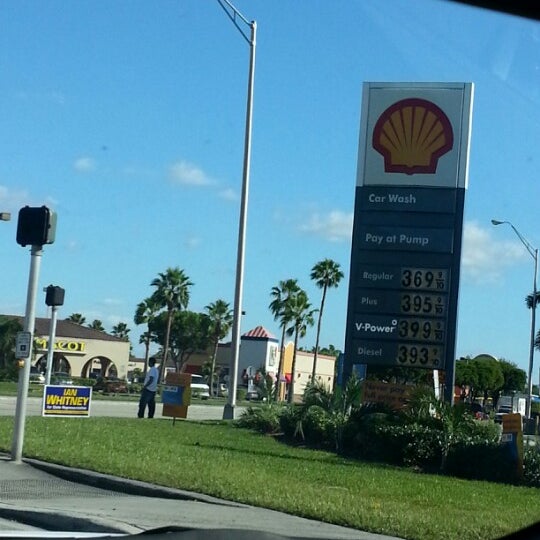 Photo taken at Shell by Johnny V. on 10/22/2012