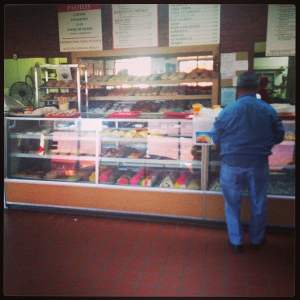 valentine s bakery 530 s yarbrough dr