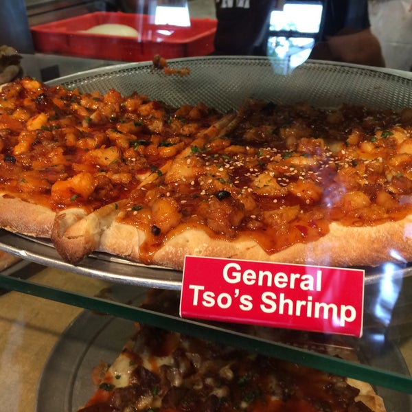Снимок сделан в Joanne&#39;s Gourmet Pizza пользователем David R. 7/1/2016