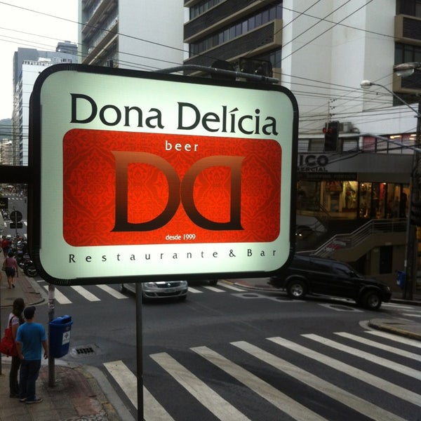 Photo prise au Dona Delícia Beer par Rafael M. le12/28/2012