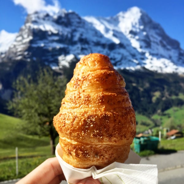 Really the best croissant(must try) and breathtaking view! 👍🏻👍🏻👍🏻👍🏻👍🏻