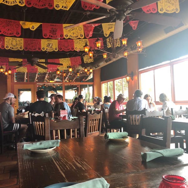 Photo taken at El Tiempo Cantina - Westheimer by Kindall H. on 9/2/2018