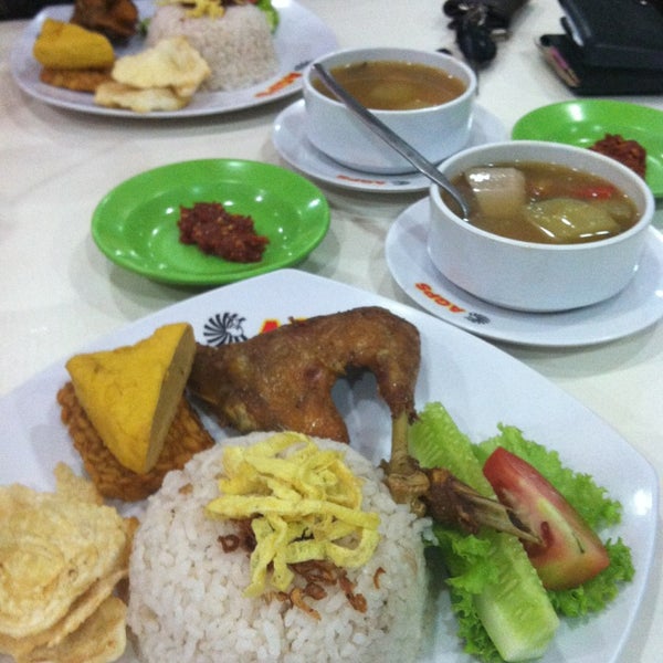 Ayam Goreng Pemuda Surabaya Kelapa Gading Jakarta Zomato