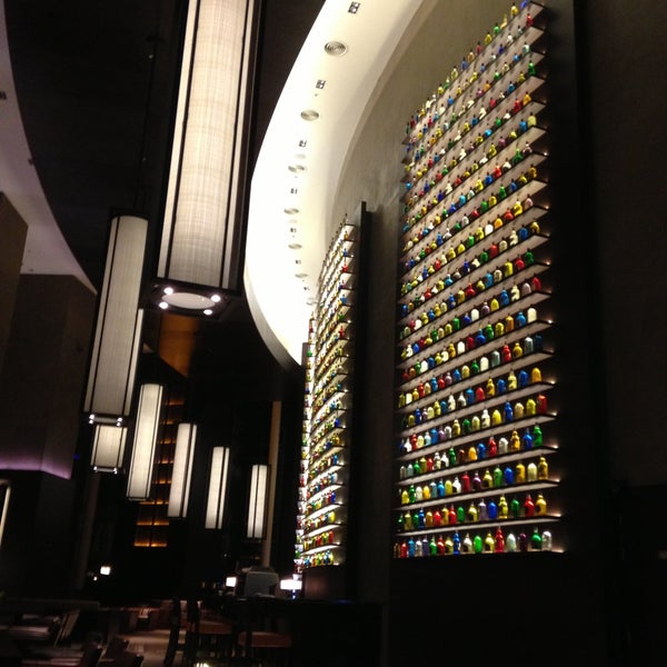 Photo taken at JW Marriott Marquis Hotel Dubai by Fabrizio on 5/27/2013