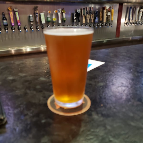 Photo taken at On Tap Sports Cafe - Riverchase Galleria by KC M. on 5/29/2019