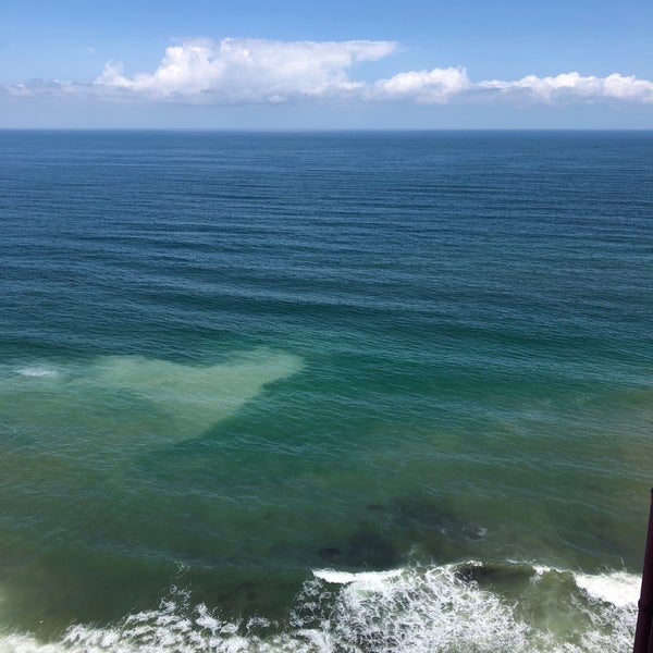 Das Foto wurde bei Sky Tower Hotel von Ahmet K. am 6/2/2018 aufgenommen