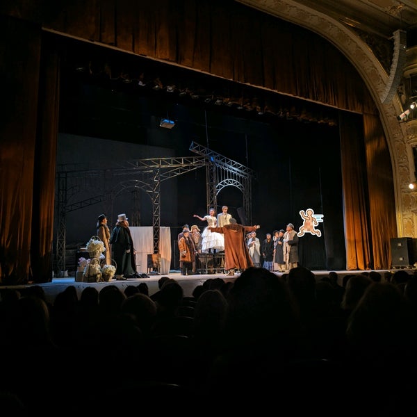 Foto tirada no(a) Театр ім. Івана Франка / Ivan Franko Theater por Taras K. em 11/20/2019