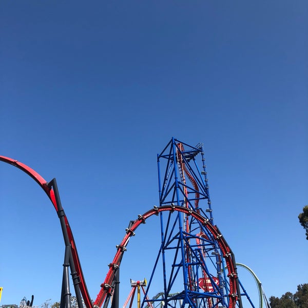 Foto diambil di Six Flags Discovery Kingdom oleh Dr.Omaröv pada 6/4/2019