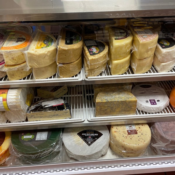 Global cheese outlet