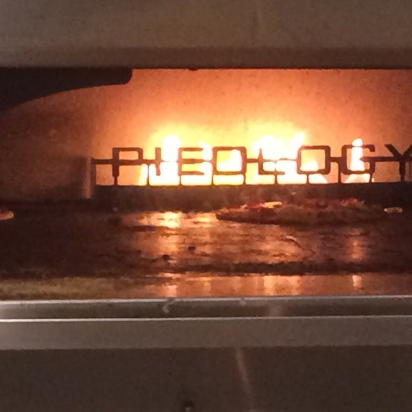 Das Foto wurde bei Pieology Pizzeria Tejon Ranch, CA von Ceaznin am 1/3/2016 aufgenommen