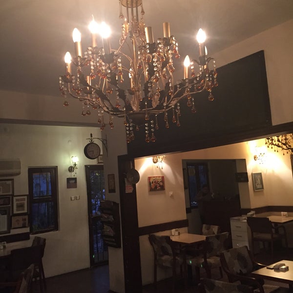 Foto scattata a Rooms Cafe &amp; Restaurant da Kevser Ç. il 1/25/2020