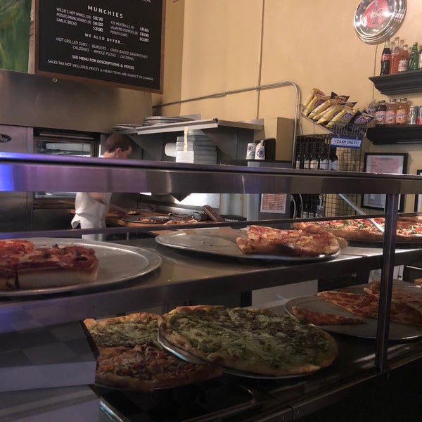 10/15/2018에 Frank R.님이 Marcello&#39;s Pizza에서 찍은 사진
