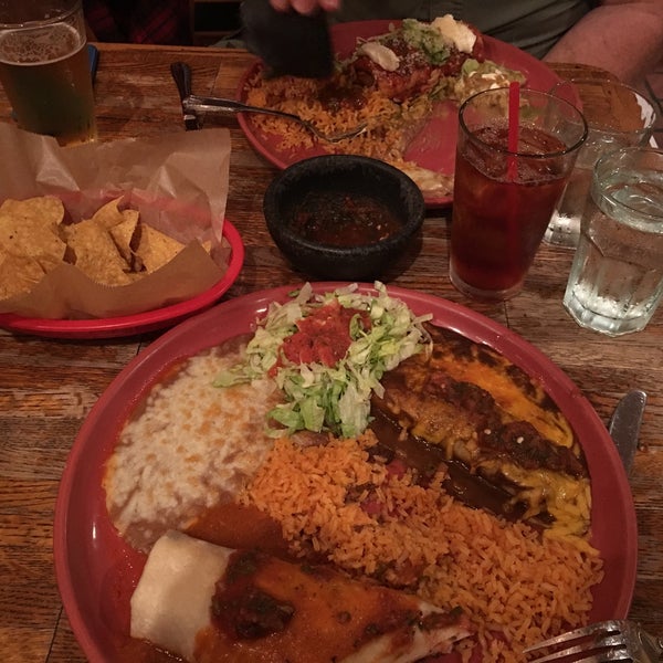 Das Foto wurde bei Don Ramon&#39;s Mexican Restaurant von Frank R. am 10/24/2016 aufgenommen