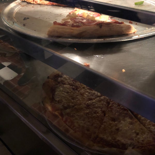 10/13/2018にFrank R.がMarcello&#39;s Pizzaで撮った写真