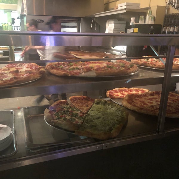 Photo prise au Marcello&#39;s Pizza par Frank R. le1/19/2019