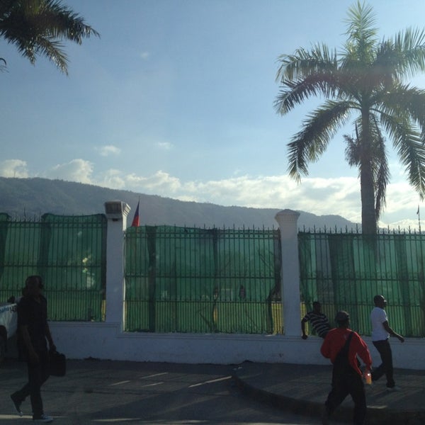 Photo taken at Palais National D&#39;Haïti by Princia Goretty Boyer @. on 1/14/2013