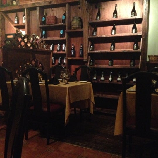 11/30/2012 tarihinde Anthony W.ziyaretçi tarafından Cafe Gabbiano'de çekilen fotoğraf