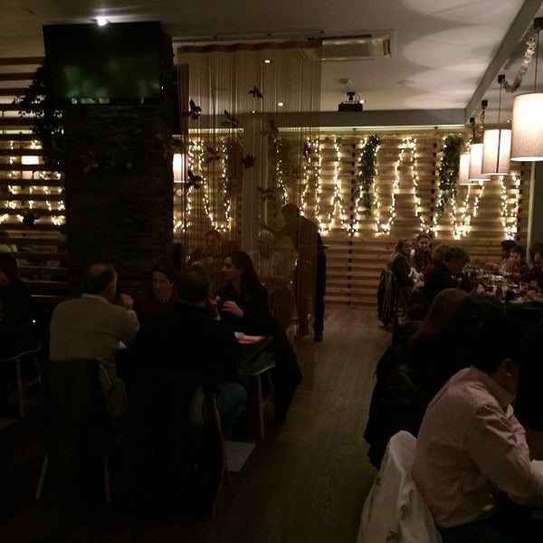 12/7/2013 tarihinde Ricardo M.ziyaretçi tarafından Slow Madrid restaurante'de çekilen fotoğraf