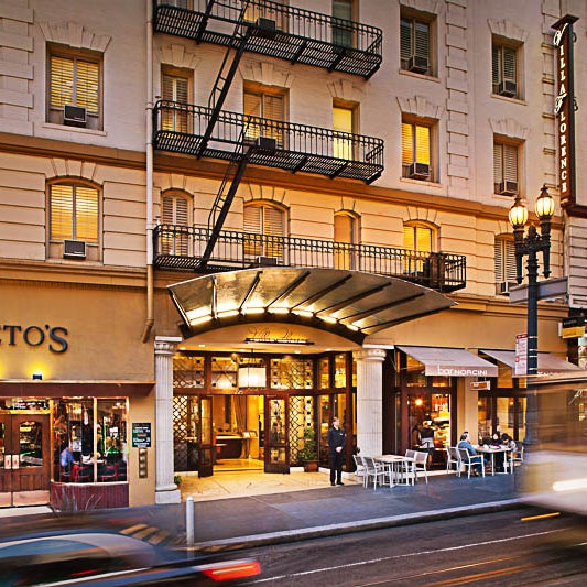 10/30/2015にVilla Florence HotelがThe Barnes San Francisco, Tapestry Collection by Hiltonで撮った写真