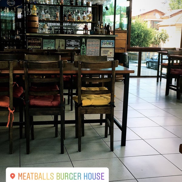 Foto tomada en Meatballs Burger House  por Ahmad A. el 7/12/2018