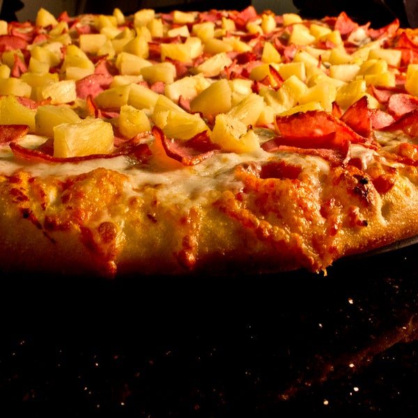 Das Foto wurde bei 21st Century Pizza von 21st Century Pizza am 8/28/2013 aufgenommen