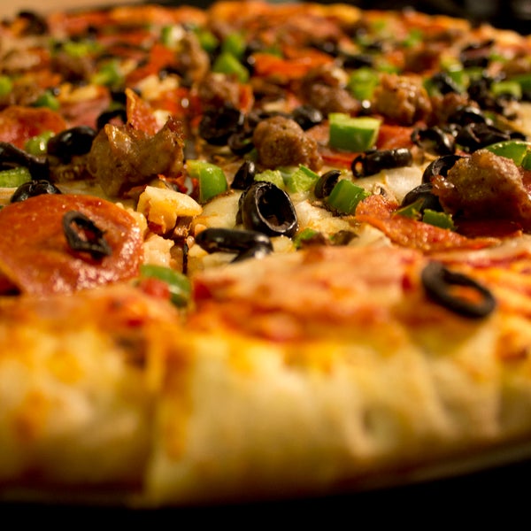 Das Foto wurde bei 21st Century Pizza von 21st Century Pizza am 8/28/2013 aufgenommen