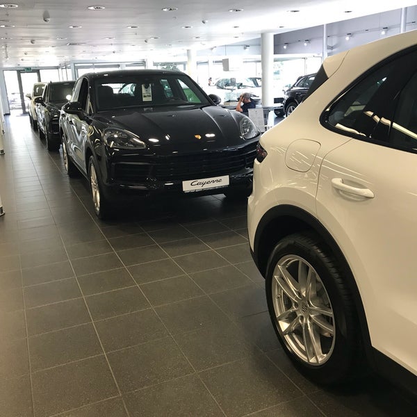Porsche новосибирск центр