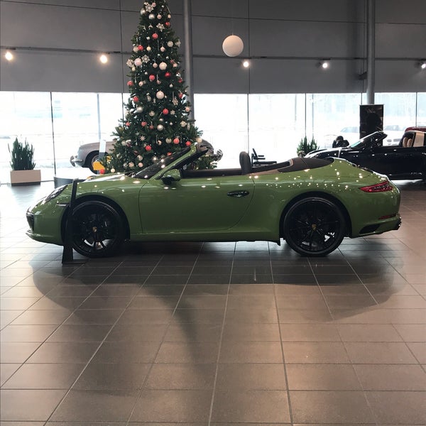 Спорткар центр porsche