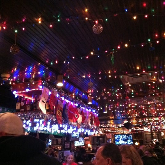 Photo taken at Village Tavern &amp; Grill by Jessie on 11/24/2012