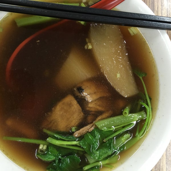 Photos A 逢甲素食紅燒麵 Restaurant Vegetarien Vegetalien