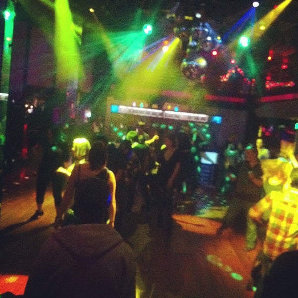 12/23/2012にAlex G.がNeighbours Nightclubで撮った写真