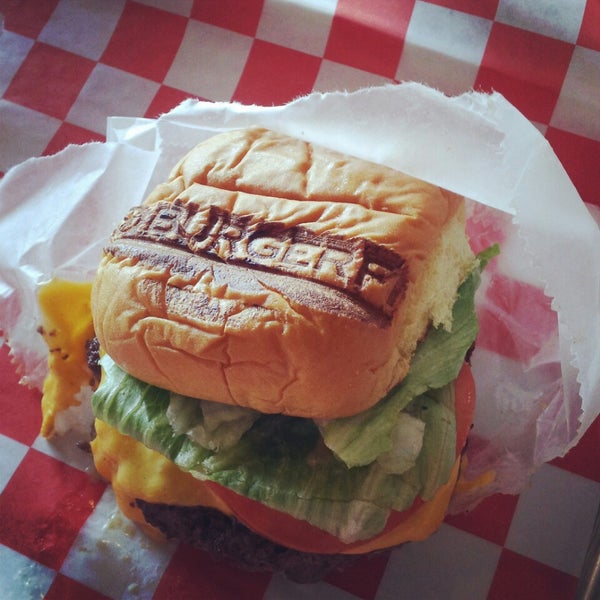Photo taken at BurgerFi by Maria N. on 7/28/2014