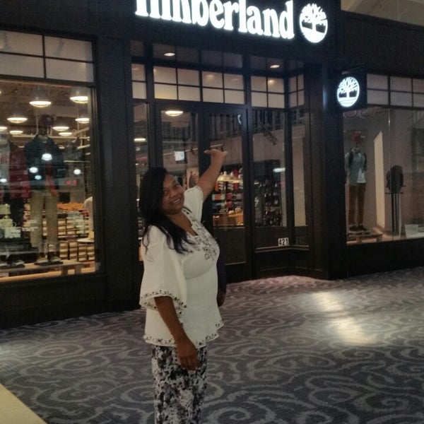 Timberland Factory Store - Clothing 