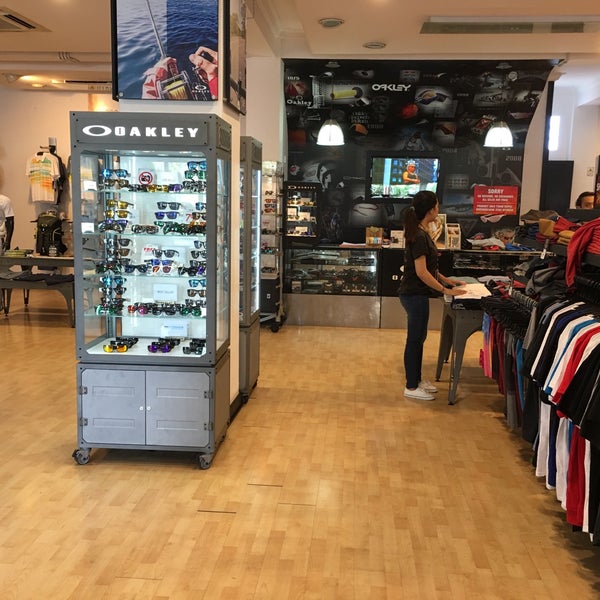 Oakley Vault - Clothing Store