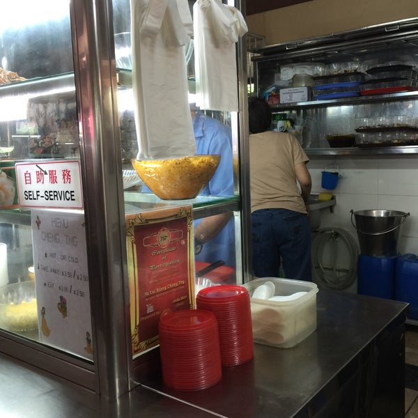 Photo taken at Bedok Food Centre (Bedok Corner) by 刘 文 成 on 6/6/2015