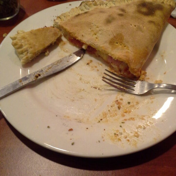 Photo taken at Da Noi Pizzeria Ristorante by Shinn S. on 3/7/2013