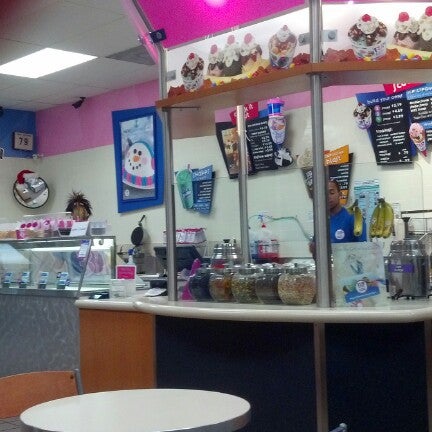 Baskin Robbins Ice Cream Shop