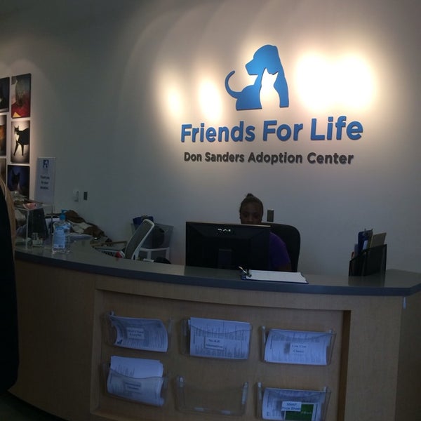 Photo taken at Friends For Life No Kill Animal Adoption &amp; Rescue Shelter by Naye on 2/20/2014