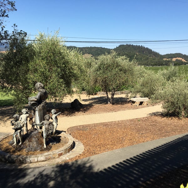 Photo taken at Regusci Winery by Andrew B. on 8/13/2016