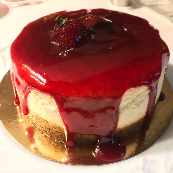 tiramisu, pastries, breads, cheesecake: we loved them all!😍🍞🥖🍰 piaciuto molto🇮🇹