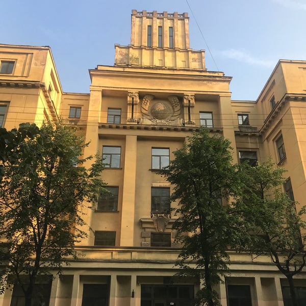 15/17. спб филиал финансового университета при правительстве. финансовый университет питер. филиал финансового университета спб. санкт петербургский финансовый университет.