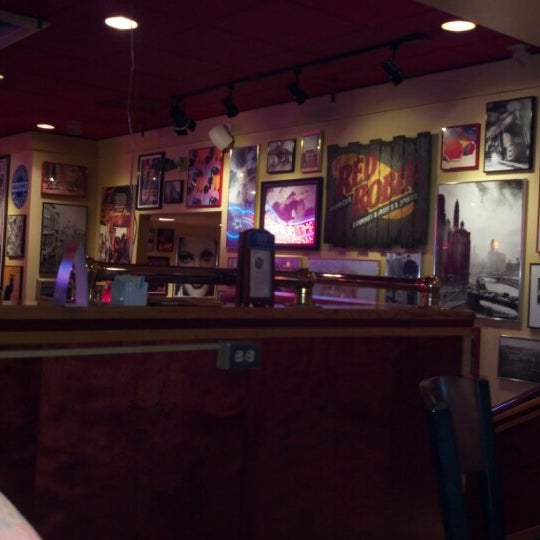 Red Robin Gourmet Burgers and Brews Tukwila、WA