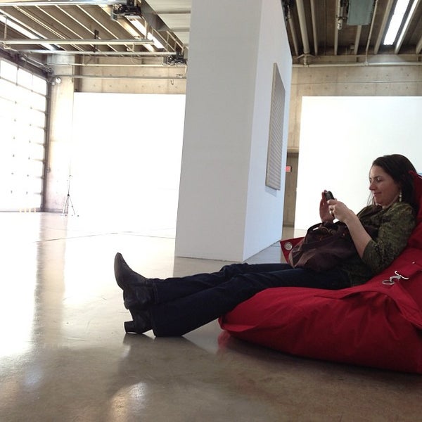 2/28/2013 tarihinde Tanjaziyaretçi tarafından Museum of Contemporary Art Tucson'de çekilen fotoğraf