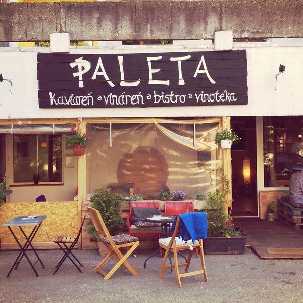 รูปภาพถ่ายที่ Paleta - Karloveská vináreň โดย Paleta - Karloveská vináreň เมื่อ 6/22/2017