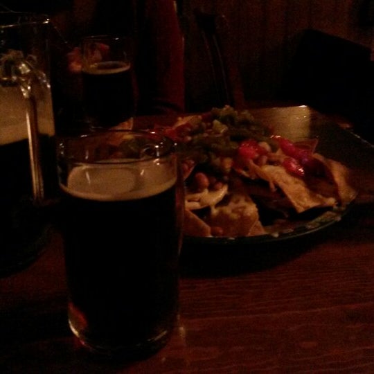 Photo taken at Dublin Beer &amp; Bites by Edgardo on 7/12/2014