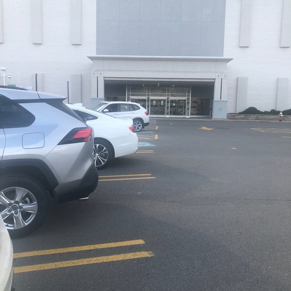 Macy's Furniture Gallery 7 tips from 1376 visitors