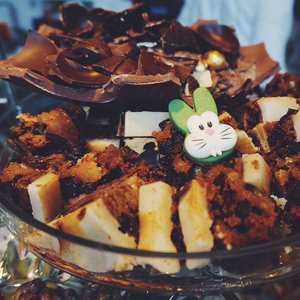 4/21/2014にKristina K.がChateau Dessertで撮った写真