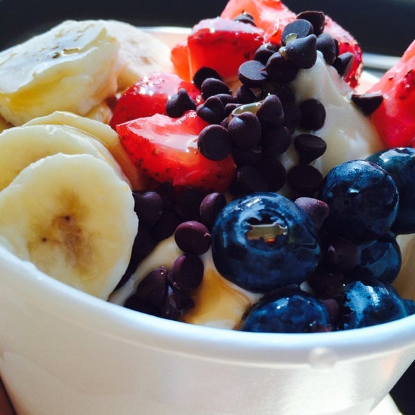 Diddys Yogurt Shoppe - 305 W Loop 281