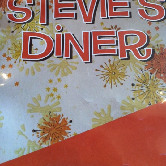 Снимок сделан в Stevie&#39;s Diner пользователем Randal 11/9/2012