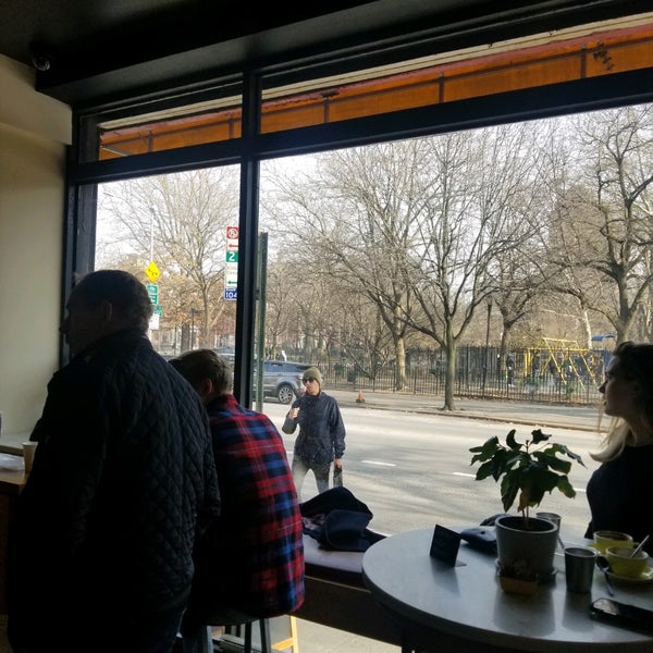 12/28/2019 tarihinde Peter F.ziyaretçi tarafından Three Seat Espresso'de çekilen fotoğraf